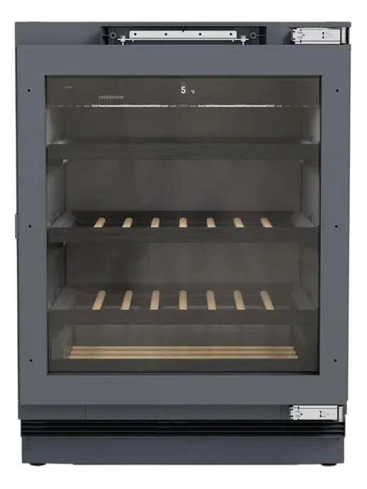 UWpri 366120 001  4   44